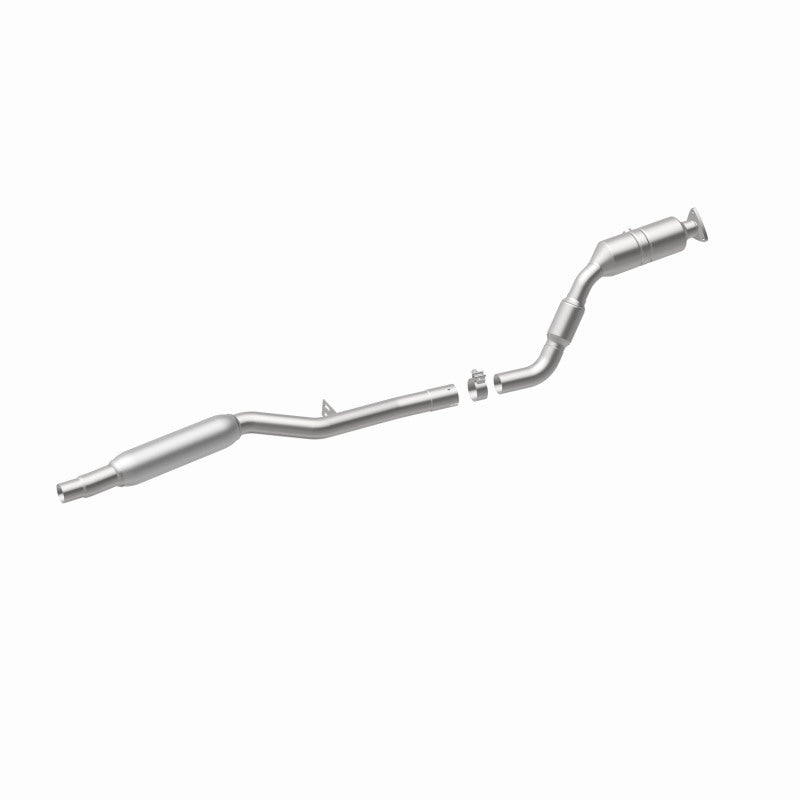 MagnaFlow Direct Fit Catalytic Converter 2005-2007 A6 QUATTRO 3.2L Underbody