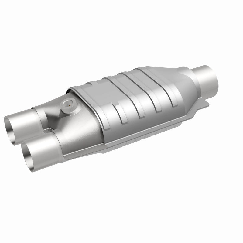 MagnaFlow Universal Catalytic Converter 2.5 inch/2 inch S/D PC2 Rear