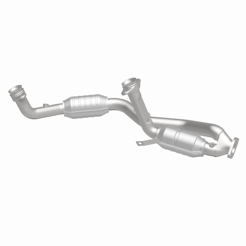 MagnaFlow Direct Fit Catalytic Converter 96-99 Ford Taurus3.0L 50S