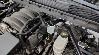 J&L 14-18 Chevy Silverado 1500 / 14-18 GMC Sierra 1500 4.3L V6 Oil Separator - Clear Anodized