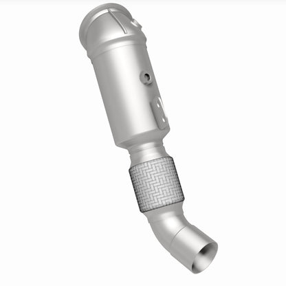 MagnaFlow 16-19 BMW 740i 3.0L California Grade CARB Compliant Direct-Fit Catalytic Converter
