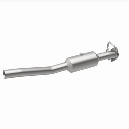 MagnaFlow 16-19 Ford F-53 V10 6.8L Underbody Direct-Fit Catalytic Converter