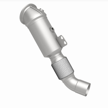 MagnaFlow 16-19 BMW 740i 3.0L California Grade CARB Compliant Direct-Fit Catalytic Converter