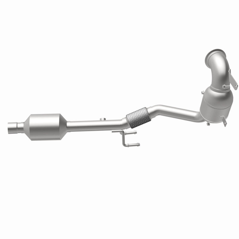 MagnaFlow Direct Fit Catalytic Converter 19-20 Volkswagen Jetta 1.4L Underbody