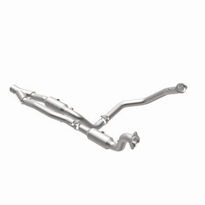 MagnaFlow 2012 Dodge Ram 2500 5.7L California Grade CARB Compliant Direct-Fit Catalytic Converter