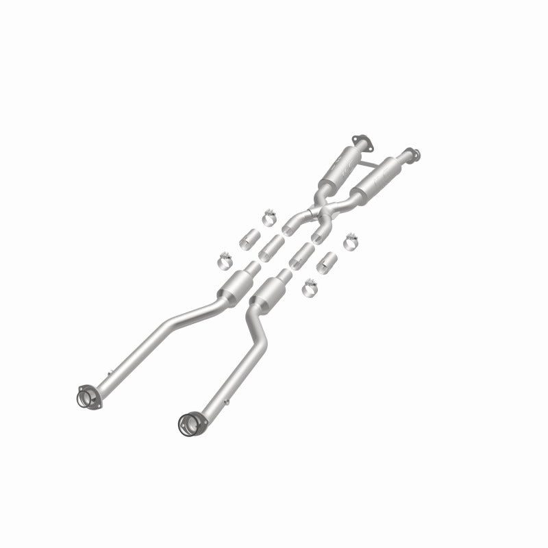 MagnaFlow 13-15 Lexus IS350 3.5L California Grade CARB Compliant Direct-Fit Catalytic Converter