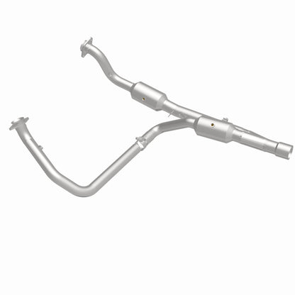MagnaFlow 21-24 Ram 2500 6.4L OEM Underbody Direct-Fit Catalytic Converter