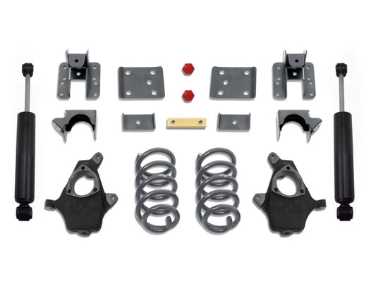 MaxTrac 14-16 GM C/K1500 2WD/4WD Extended/Crew Cab w/Cast Steel Susp. 4in/6in Lowering Kit