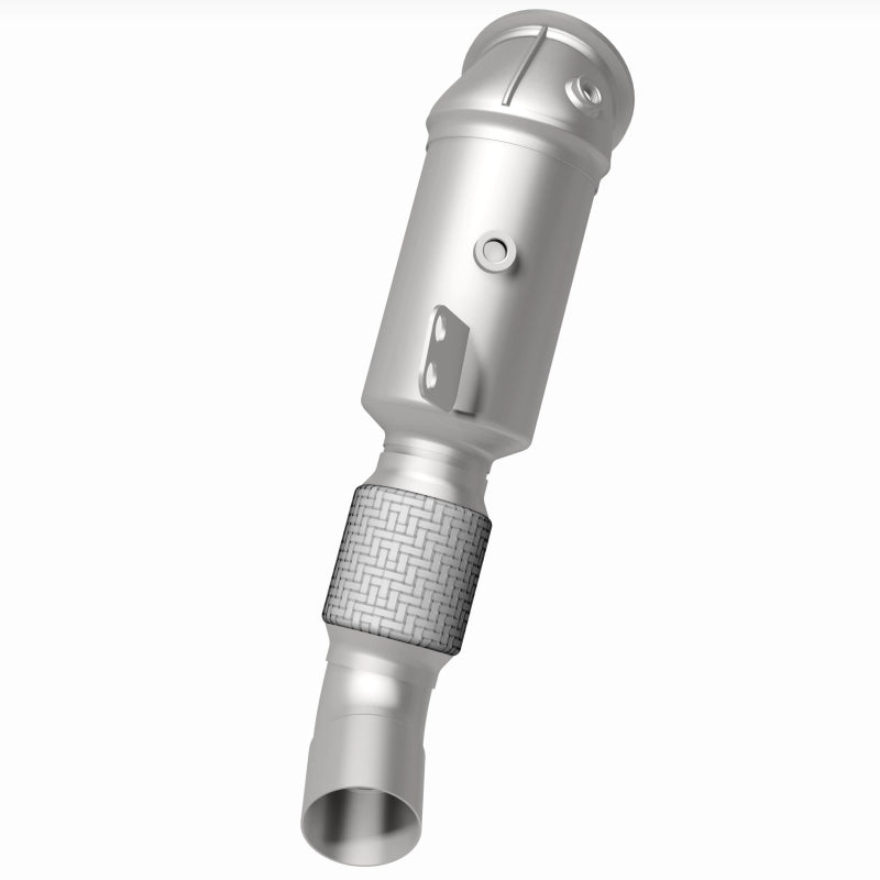 MagnaFlow 16-19 BMW 740i 3.0L California Grade CARB Compliant Direct-Fit Catalytic Converter
