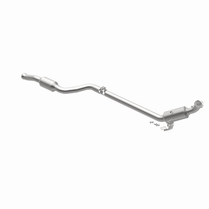 MagnaFlow Direct Fit Catalytic Converter 13-14 Mercedes-Benz GLK350 3.5L