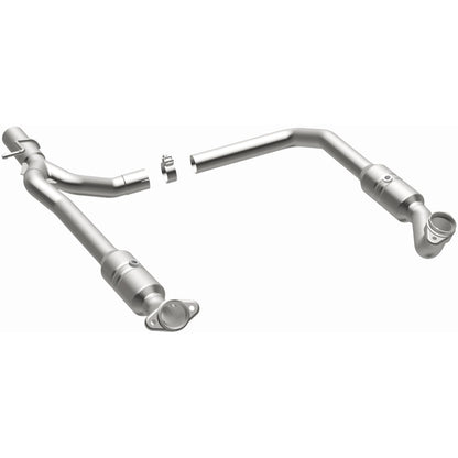 MagnaFlow 09-14 Ford E-150 California Grade CARB Compliant Direct-Fit Catalytic Converter