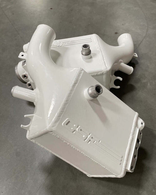 CSF 16-21 BMW M5 (F90) / 17-21 BMW M8 (F91/F92/F93) Twin Charge-Air-Cooler Set - Alpine White