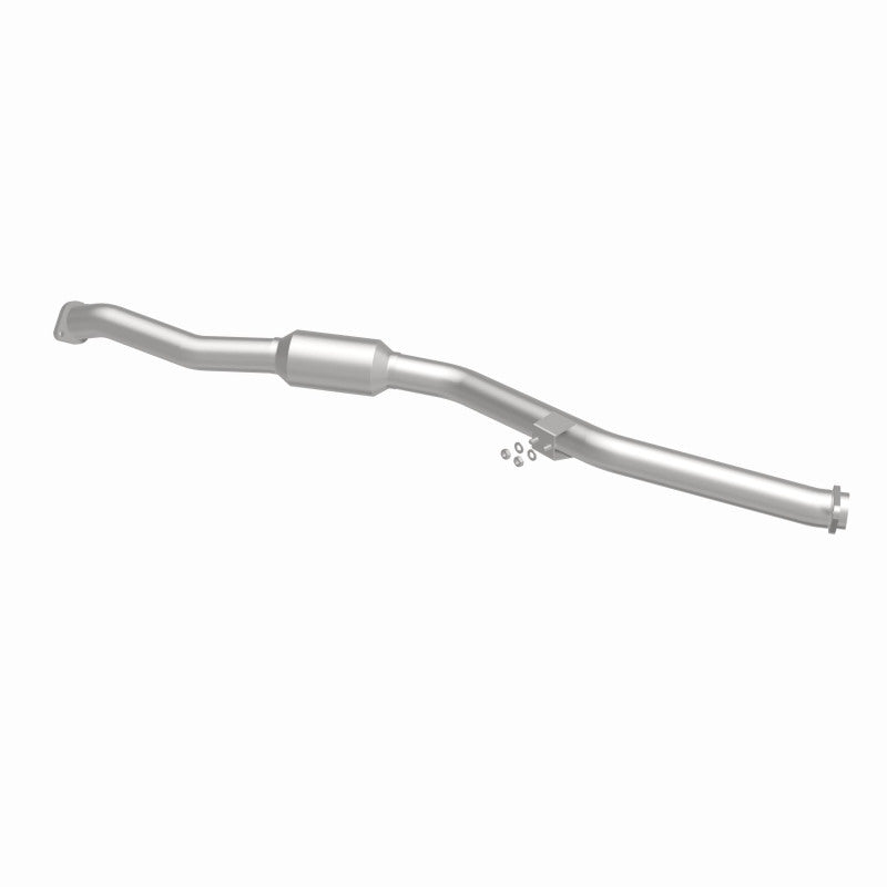 MagnaFlow 14-15 Subaru Forester 2.0L California Grade CARB Compliant Direct-Fit Catalytic Converter