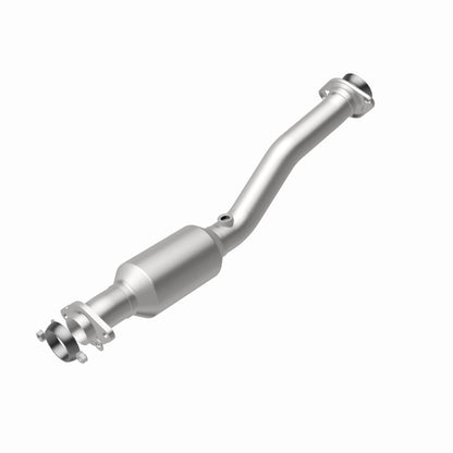 MagnaFlow 13-17 Nissan Sentra 1.8L California Grade CARB Compliant Direct-Fit Catalytic Converter