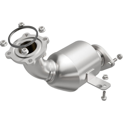MagnaFlow 16-20 Chevrolet Camaro 6.2L Right Underbody Direct-Fit Catalytic Converter