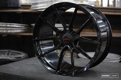 Vossen x Novitec NF10 21x10 - 5x114.3 BP - ET32 - Gloss Black Ferrari 812 Superfast/GTS Front Wheel