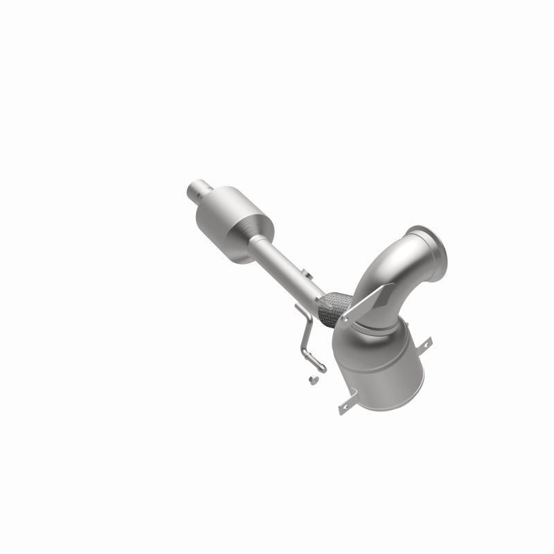 MagnaFlow Direct Fit Catalytic Converter 19-20 Volkswagen Jetta 1.4L Underbody