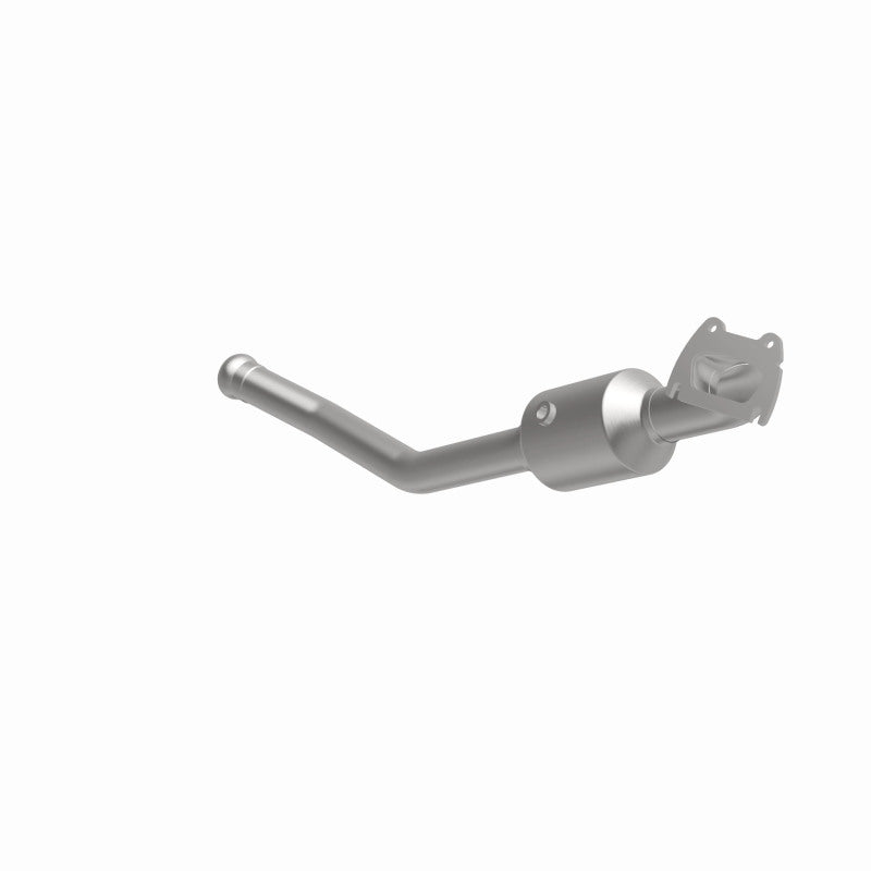 Magnaflow 13-15 Dodge Durango V6 3.6L OEM Grade / EPA Compliant Direct-Fit Catalytic Converter