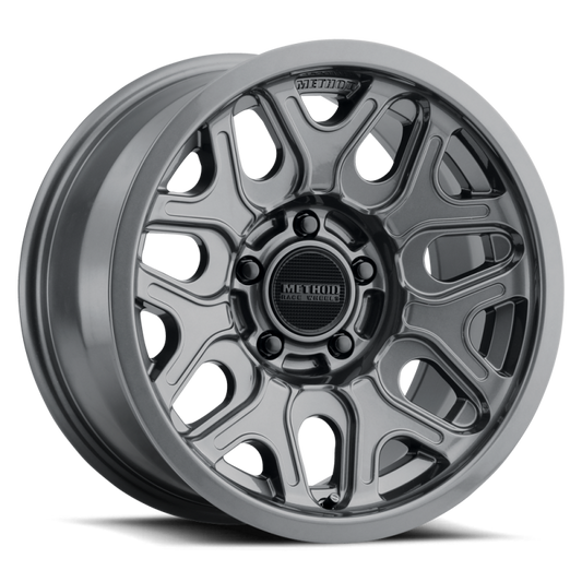 Method MR322 / 18x9 / 8x180 BP / 18ET / 5.68in BS / 130.81mm CB - Gloss Titanium Wheel