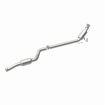 MagnaFlow Direct Fit Catalytic Converter 13-14 Mercedes-Benz GLK350 3.5L