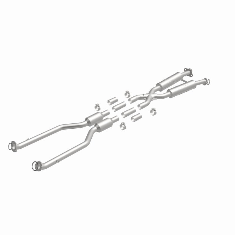 MagnaFlow 13-15 Lexus IS350 3.5L California Grade CARB Compliant Direct-Fit Catalytic Converter