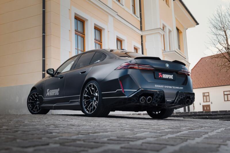 Akrapovic 2025+ BMW M5 G90/G99 Slip-On Line