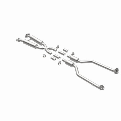MagnaFlow 13-15 Lexus IS350 3.5L California Grade CARB Compliant Direct-Fit Catalytic Converter