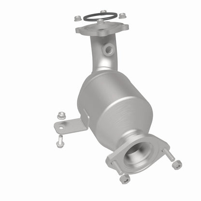 MagnaFlow 16-20 Chevrolet Camaro 6.2L Right Underbody Direct-Fit Catalytic Converter