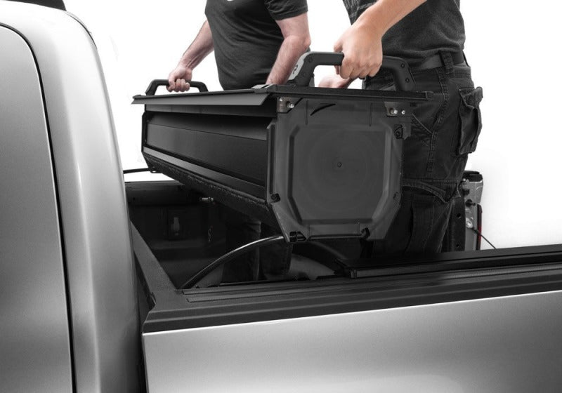 Retrax 20-26 Chev/GMC Silverado/Sierra 2500/3500 6.9ft (No Side Boxes) RetraxPRO EZ-Off FRC-4000