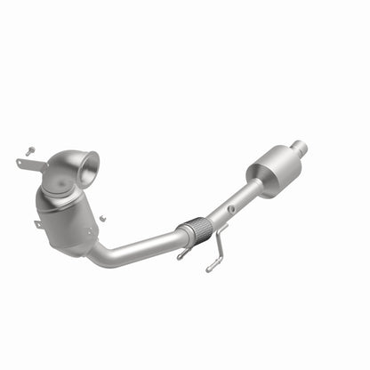 MagnaFlow Direct Fit Catalytic Converter 19-20 Volkswagen Jetta 1.4L Underbody