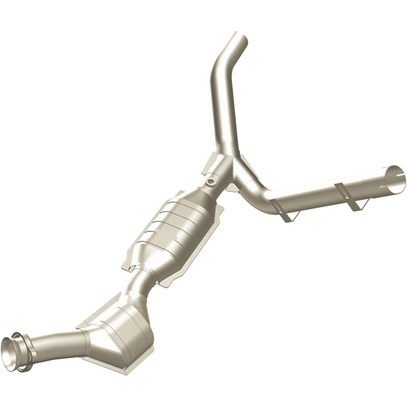 MagnaFlow Direct Fit Catalytic Converter 97-98 Ford F-150 4.6L