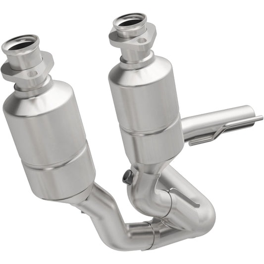 MagnaFlow Direct Fit Catalytic Converter 99-01 Grand Cherokee Front 4.7L
