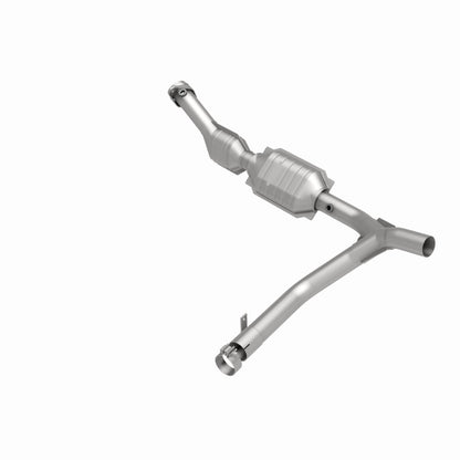 MagnaFlow Direct Fit Catalytic Converter 01 Ford Trucks 5.4L