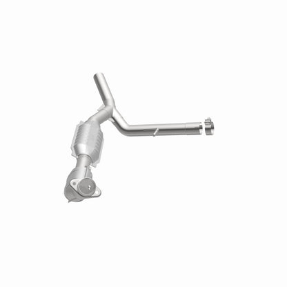 MagnaFlow Direct Fit Catalytic Converter 04-06 F-150 5.4 2WD P/S 49S