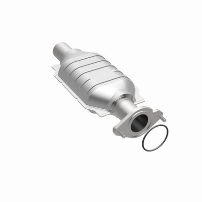 MagnaFlow Direct Fit Catalytic Converter 10-12 Fusion 3.0L