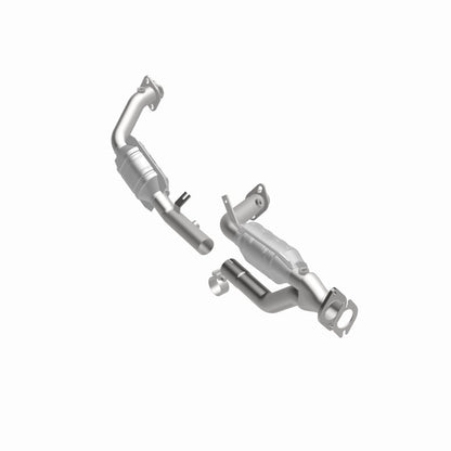 MagnaFlow Direct Fit Catalytic Converter 96-99 Ford Taurus3.0L 50S