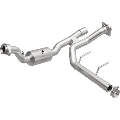 MagnaFlow Direct Fit Catalytic Converter 2017 F-150 3.5 OEM Underbody
