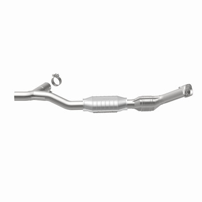 MagnaFlow Direct Fit Catalytic Converter 97-98 Ford Trucks 5.4L
