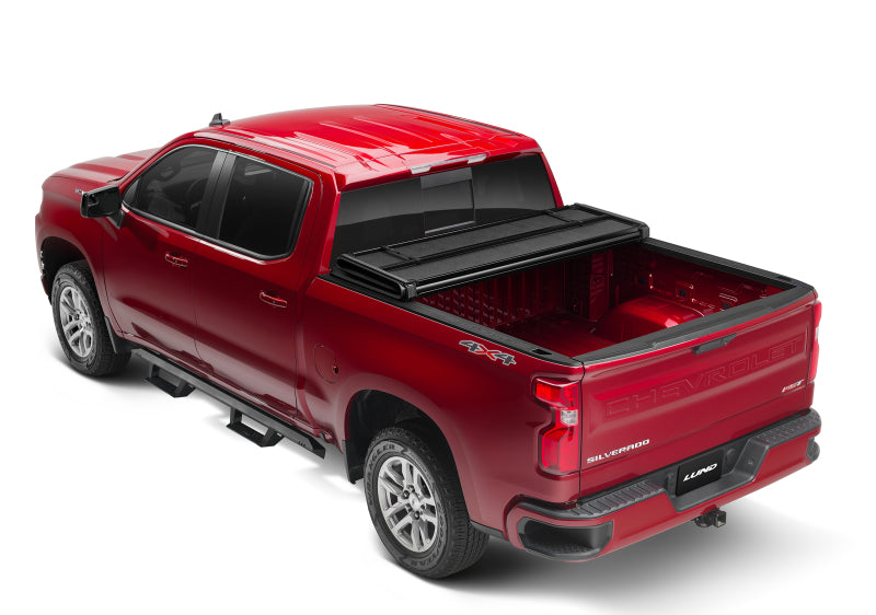 Lund 88-99 Chevy C1500 Fleetside (8ft. Bed) Hard Fold Tonneau Cover - Black