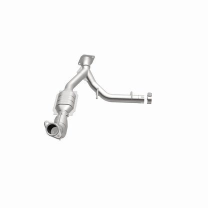 MagnaFlow Direct Fit Catalytic Converter 03-04 Ford Expedition 5.4L V8 Passenger Side