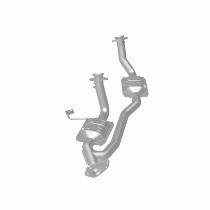 MagnaFlow Direct Fit Catalytic Converter 04 Ford Freestar 3.9L