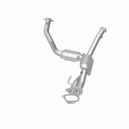 MagnaFlow Direct Fit Catalytic Converter 04-06 Ranger/BSeries 3.0L