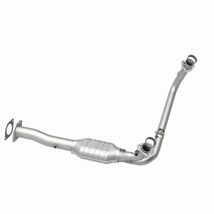MagnaFlow Direct Fit Catalytic Converter GM 1500/2500/3500 Truck 96-