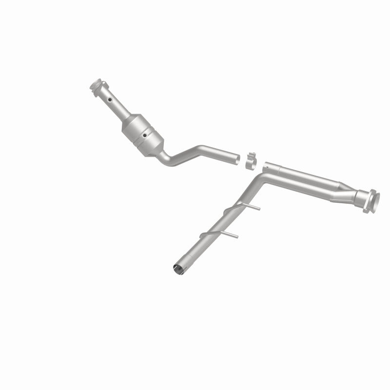 MagnaFlow Direct Fit Catalytic Converter 2011-2014 F-150 3.7L Underbody