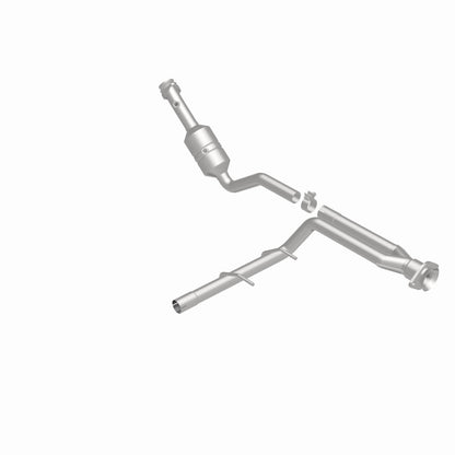 MagnaFlow Direct Fit Catalytic Converter 2011-2014 F-150 3.7L Underbody