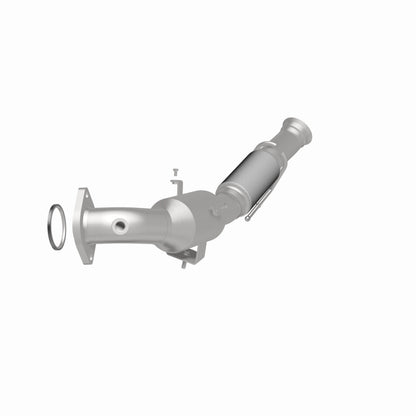 MagnaFlow Direct Fit Catalytic Converter 16-17 Ford Focus 2.3L Underbody