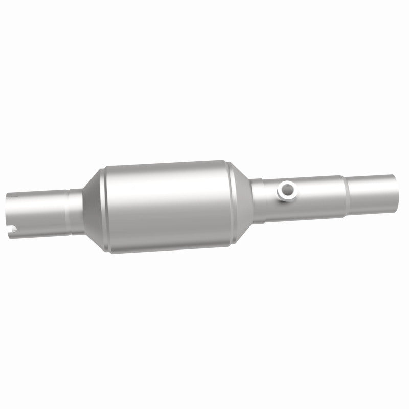 MagnaFlow Direct Fit Catalytic Converter 96-98 Jeep Grand Cherokee Underbody