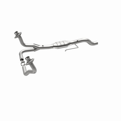 MagnaFlow Direct Fit Catalytic Converter 00-03 Dodge Dakota 4.7L 4WD