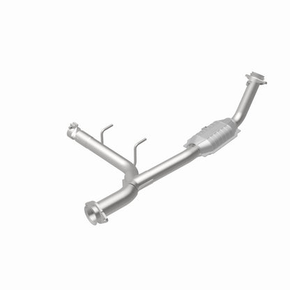 MagnaFlow Direct Fit Catalytic Converter 03-05 Ford Expedition/05-06 Lincoln Navigator 5.4L P/S