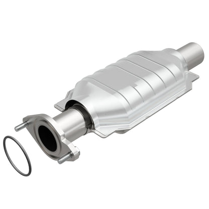 MagnaFlow Direct Fit Catalytic Converter 10-12 Fusion 3.0L